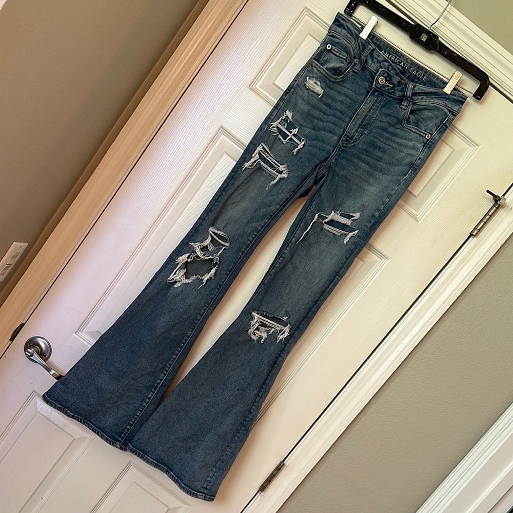 American Eagle Outfitters  Flare Leg Jeans 2 LONG